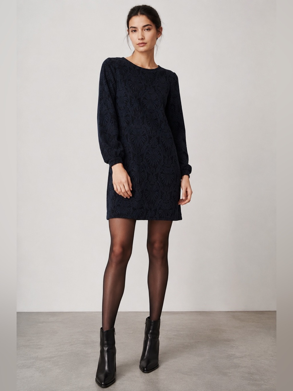 NWOT ANN TAYLOR LOFT medallion shift knit dress XS